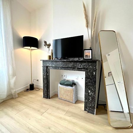 Suite ~ Romance Estivale ~ A 15 Min De Lyon Miribel (Ain) Exterior foto